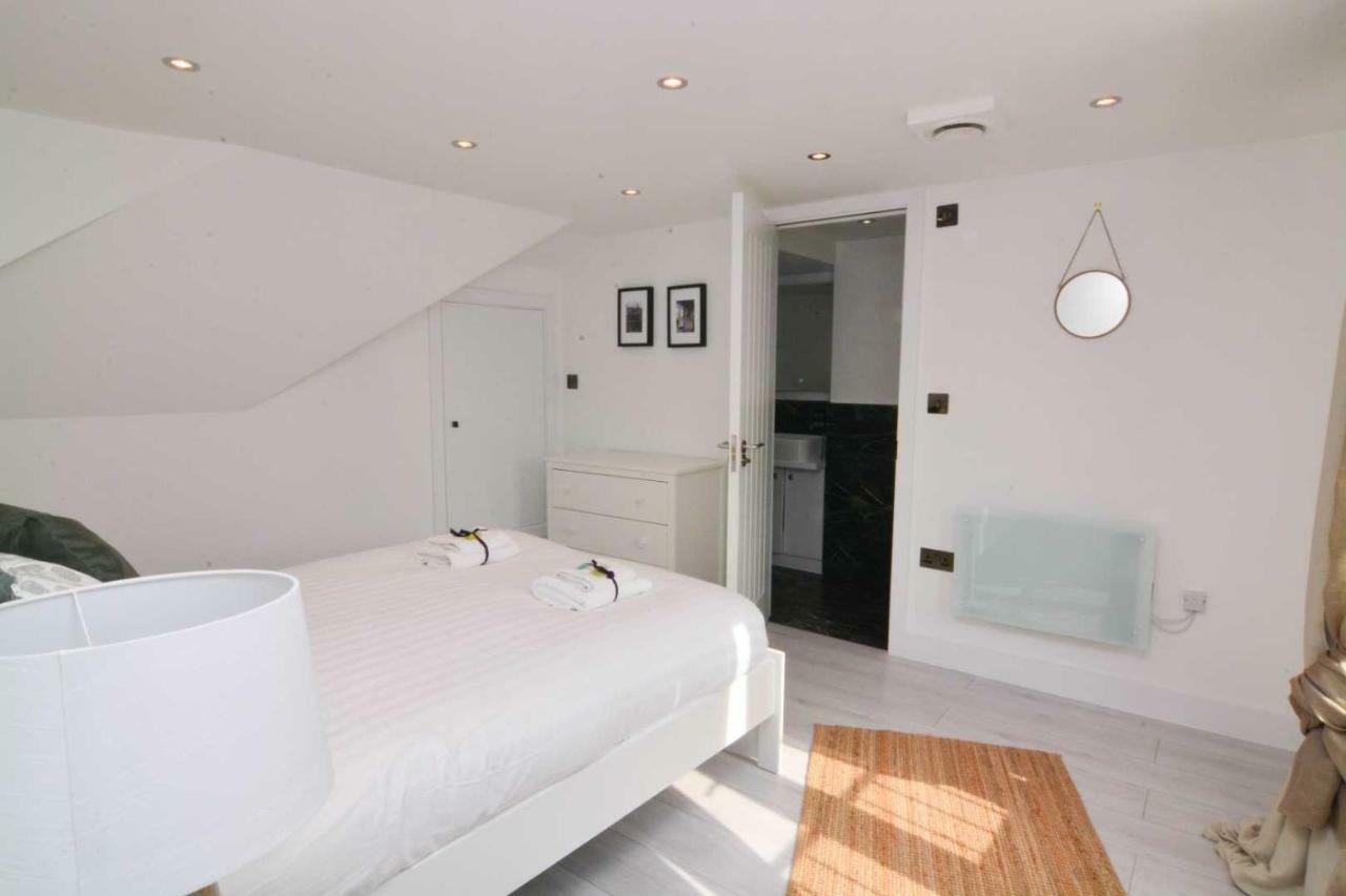 Apartment Wharf - Macarena Apartments London Room photo